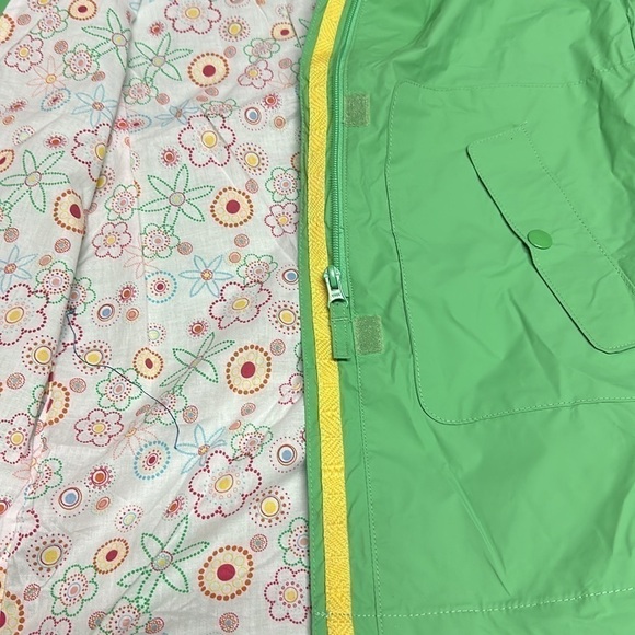 Athletic Works - NWT - Green rainjacket with cotton lining. Size small - Picture 9 of 9